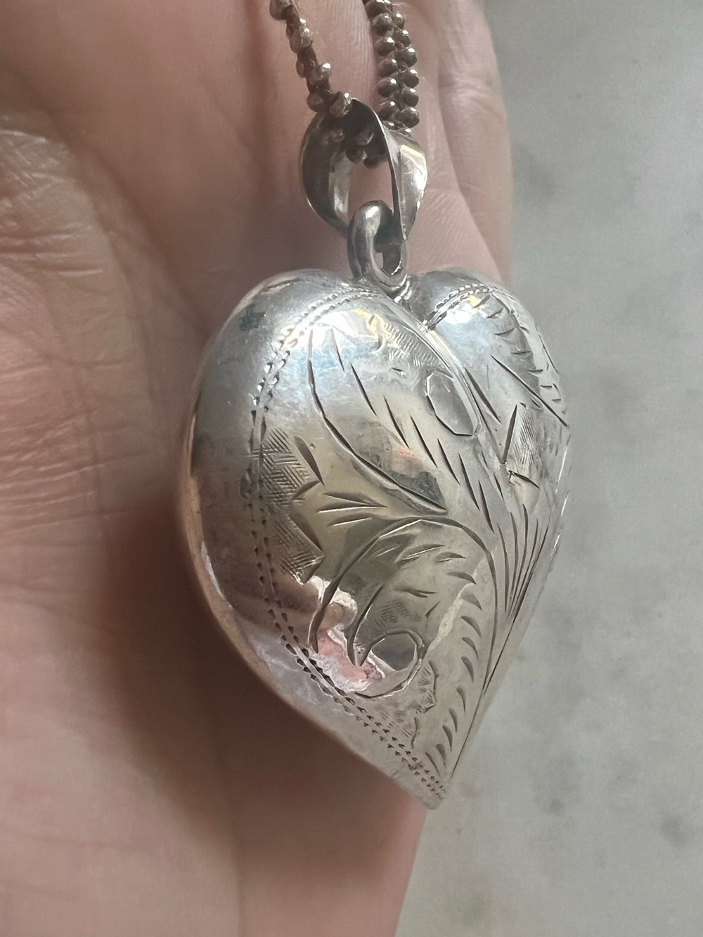 Vintage Sterling Silver Oversized 2” Puffy Heart Necklace 925 Statement 22g - Picture 2 of 16